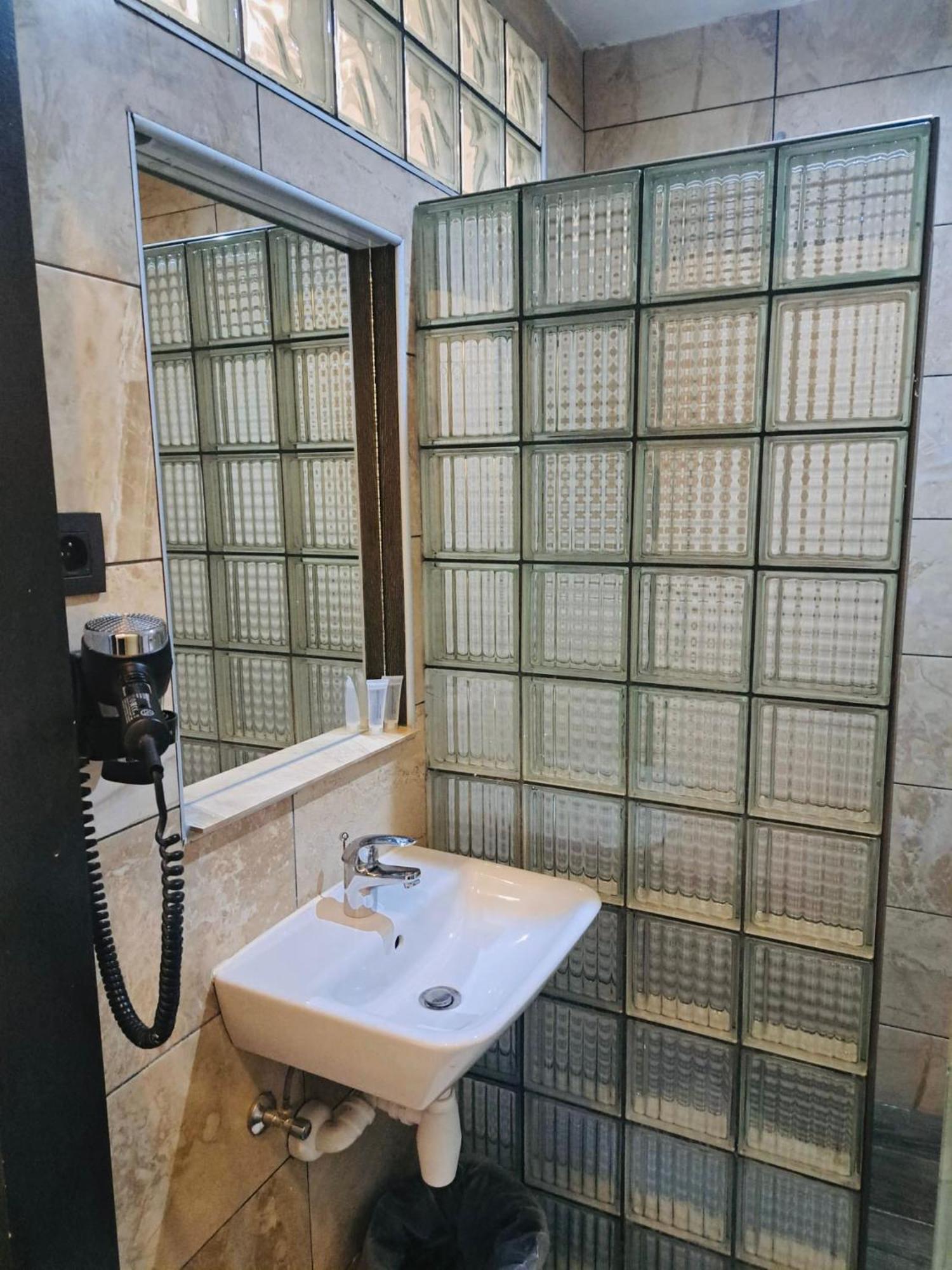 Hotel Abberdeen Bruxelles Extérieur photo